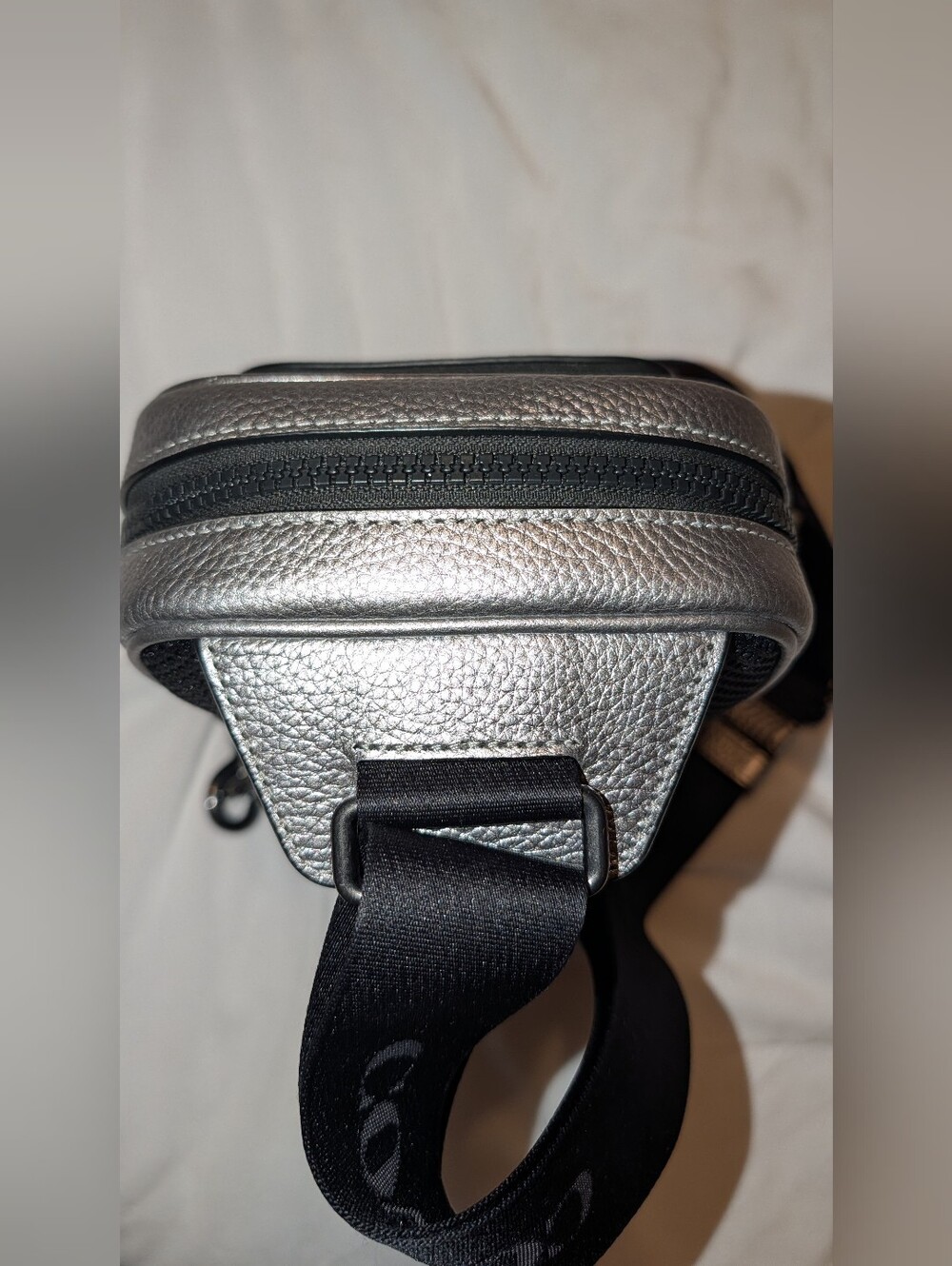 Coach Track Pack 14 Crossbody Sling Bag Metallic Ash Silver CP141 VGUC - Picture 6 of 12